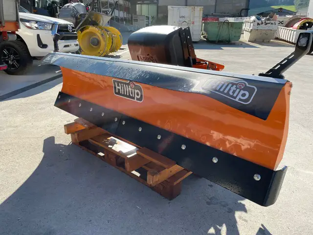 HILLTIP, Snow Striker 2250-SP, Winterdienst