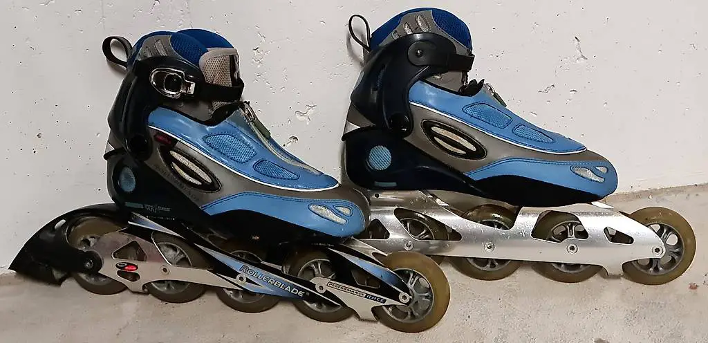 Inliner - Rollerblade Racing Gr. 38.5 zu verschenken