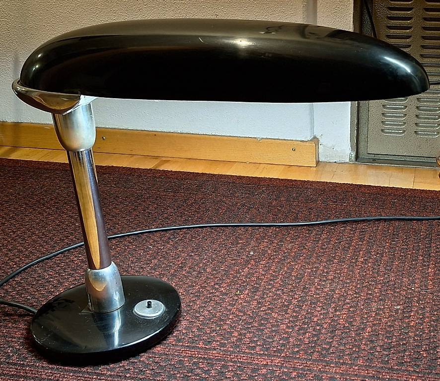 Bauhaus Flamingo- Tischlampe 1930/40