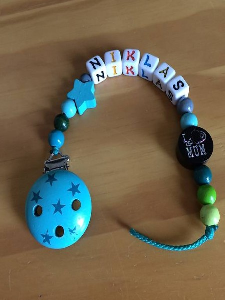 Nuggikette mit Namen Niklas