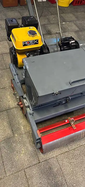 Sembdner Rasen sämaschine