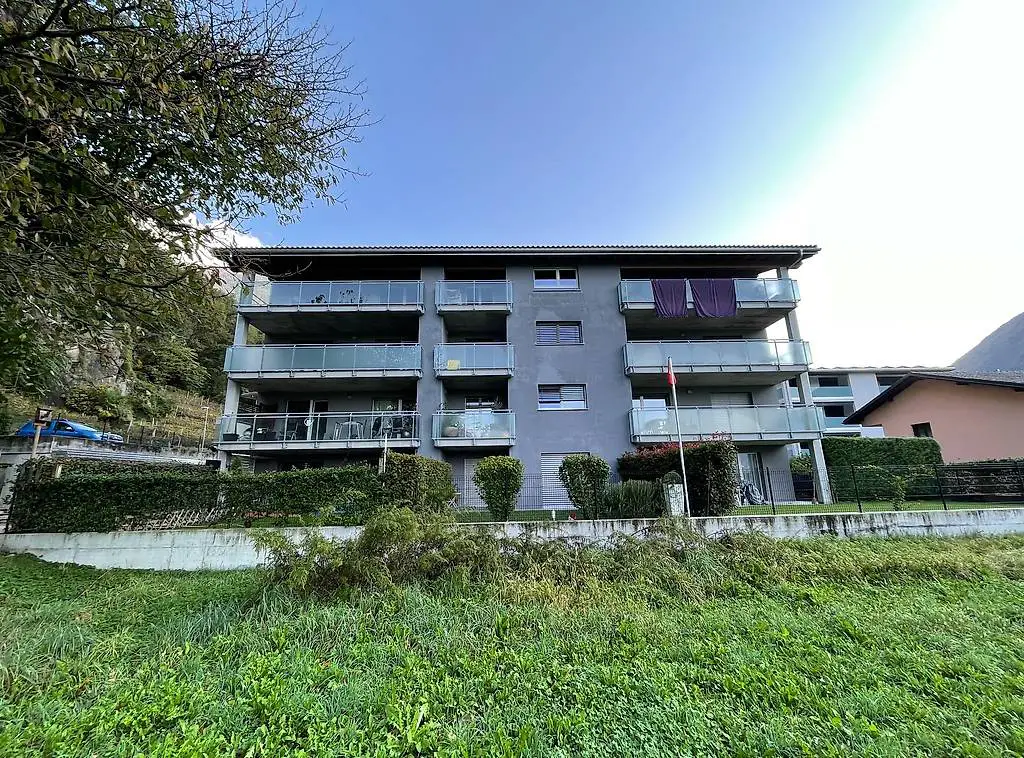 Appartamento di 2.5 locali a Lumino.