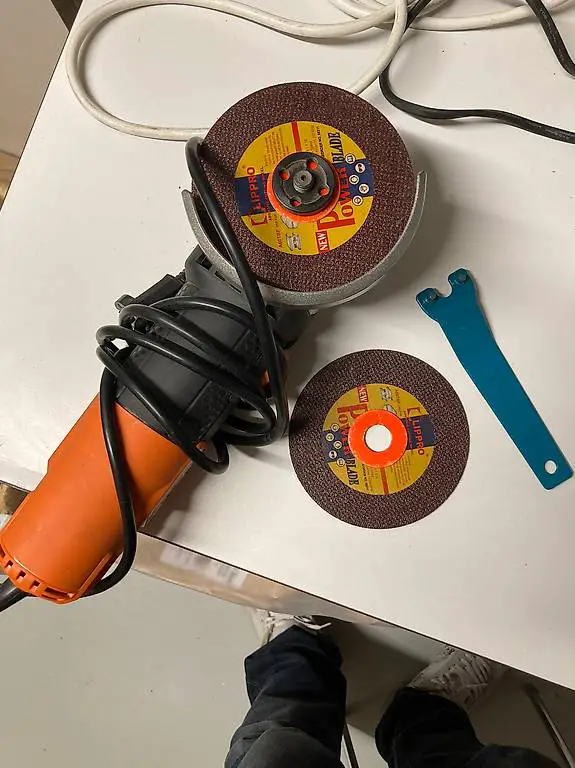 Winkelschleifer Black & Decker G720