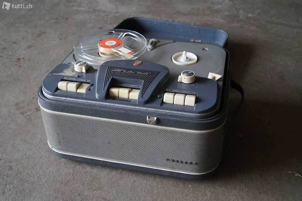  Tonbandgerät im Tragkoffer