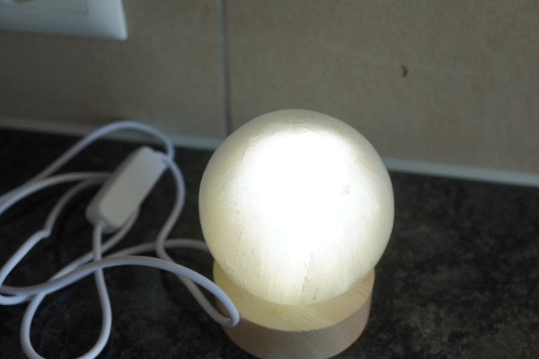 Selenit mit Led Usb Licht Sehr Schön