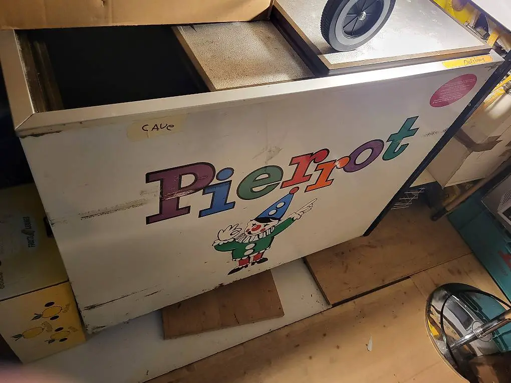 Congélateur bahut LLH 100 X 63 X 85 CM