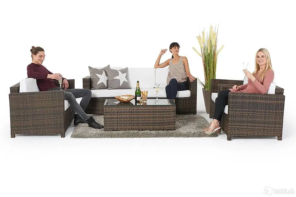  Salon de jardin en résine tressée