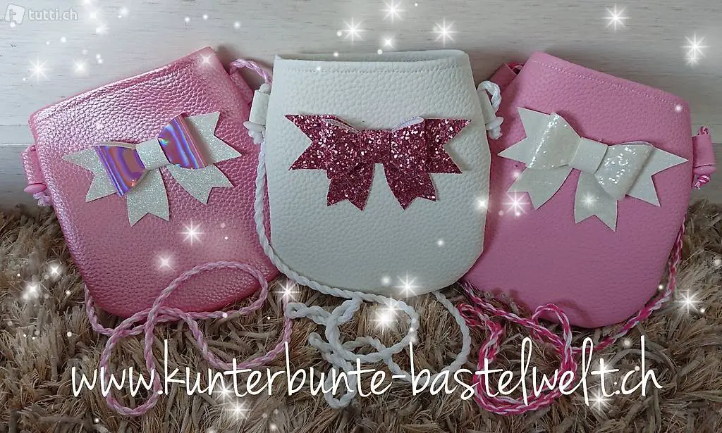 kleine Taschen aus Kunstleder