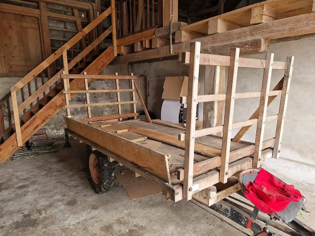 Rapid Spezial Triebachsanhänger