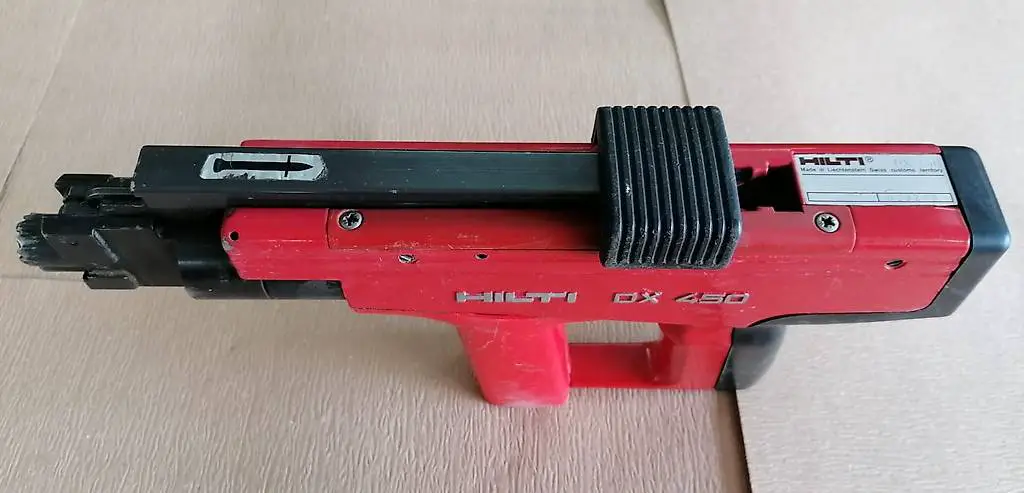 hilti dx 450 bolzenschussgerät