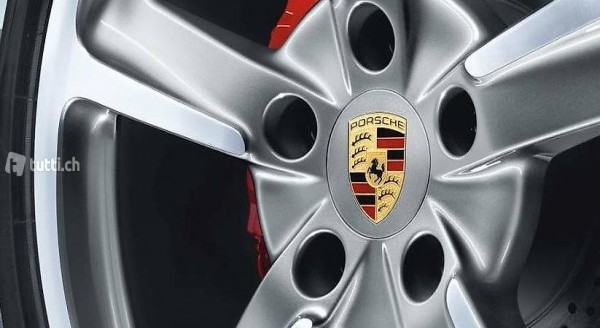  Radnabenabdeckungen Lieferumfang: 4 Radnabenabdeckungen