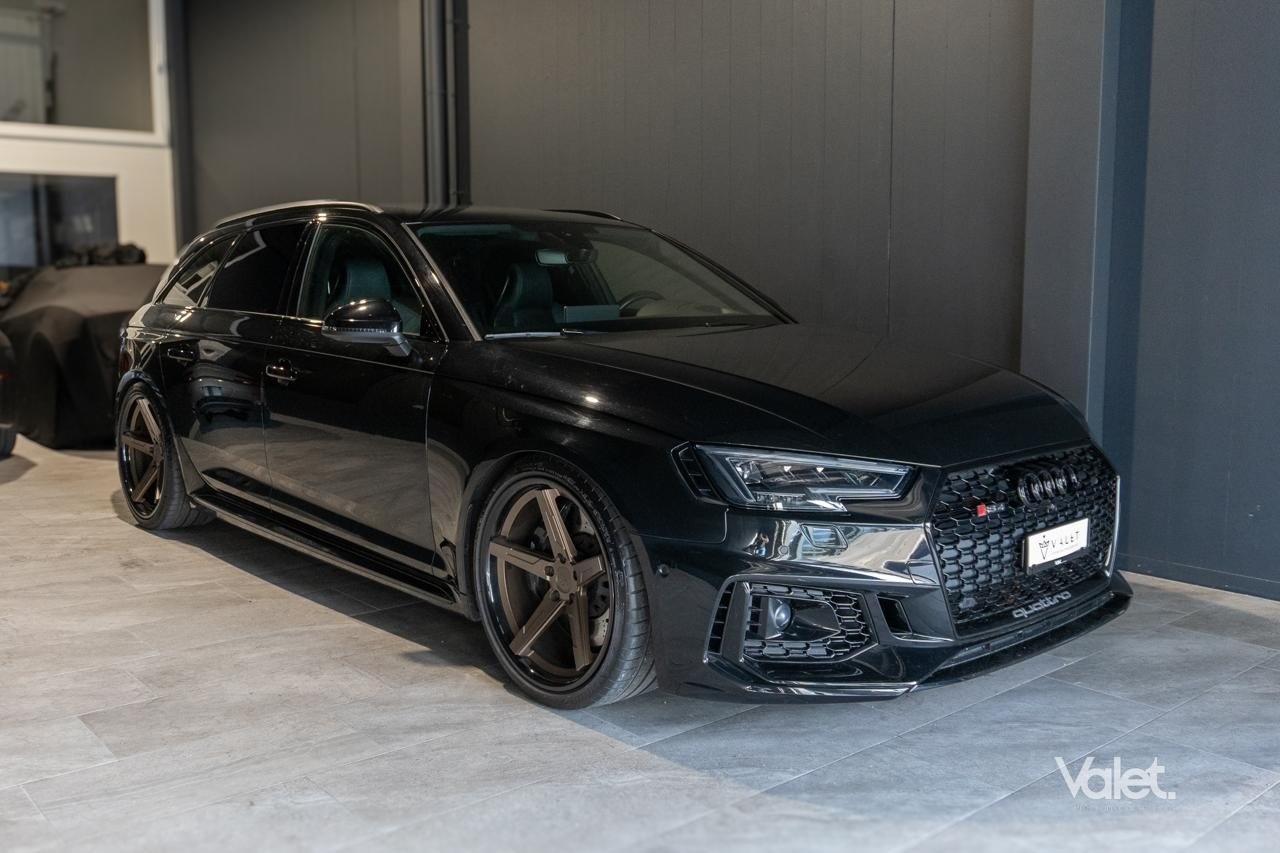 AUDI RS4 Avant 2.9 TFSI quattro tiptronic
