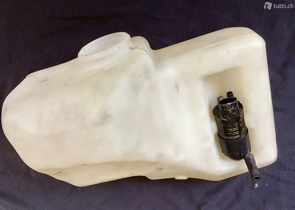 1992 Oldsmobile Cutlass Ciera windshield washer reservoir