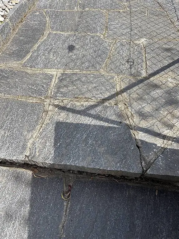 Cementare una pioda traballante