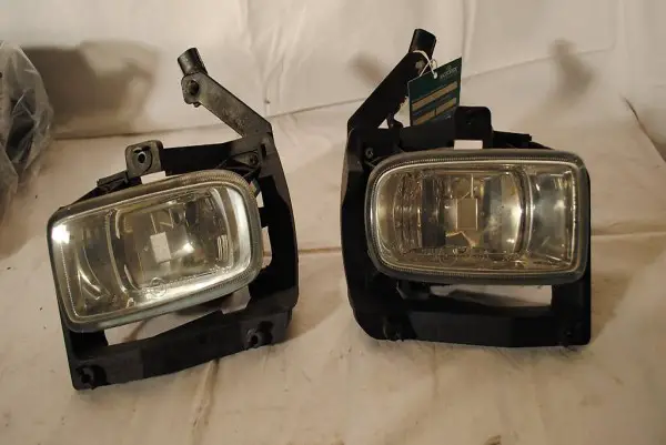  Original Mazda Demio Nebelscheinwerfersatz