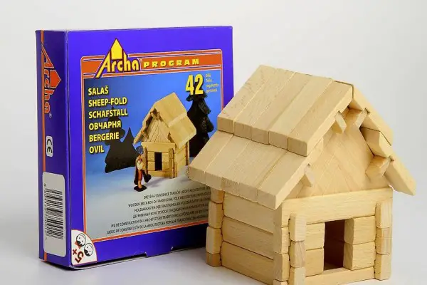  Holzbaukasten Archa traditionell Schafstall