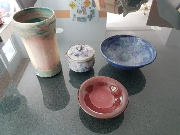 Schönes Keramik-Geschirr neu