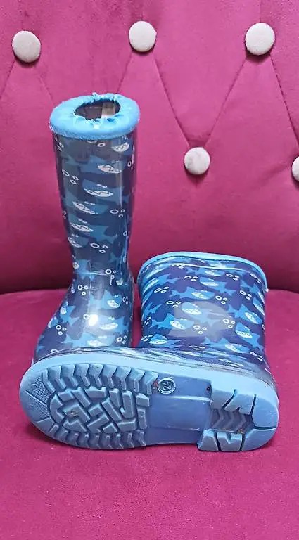 Kinder Gummistiefel blau Haifisch Motiv