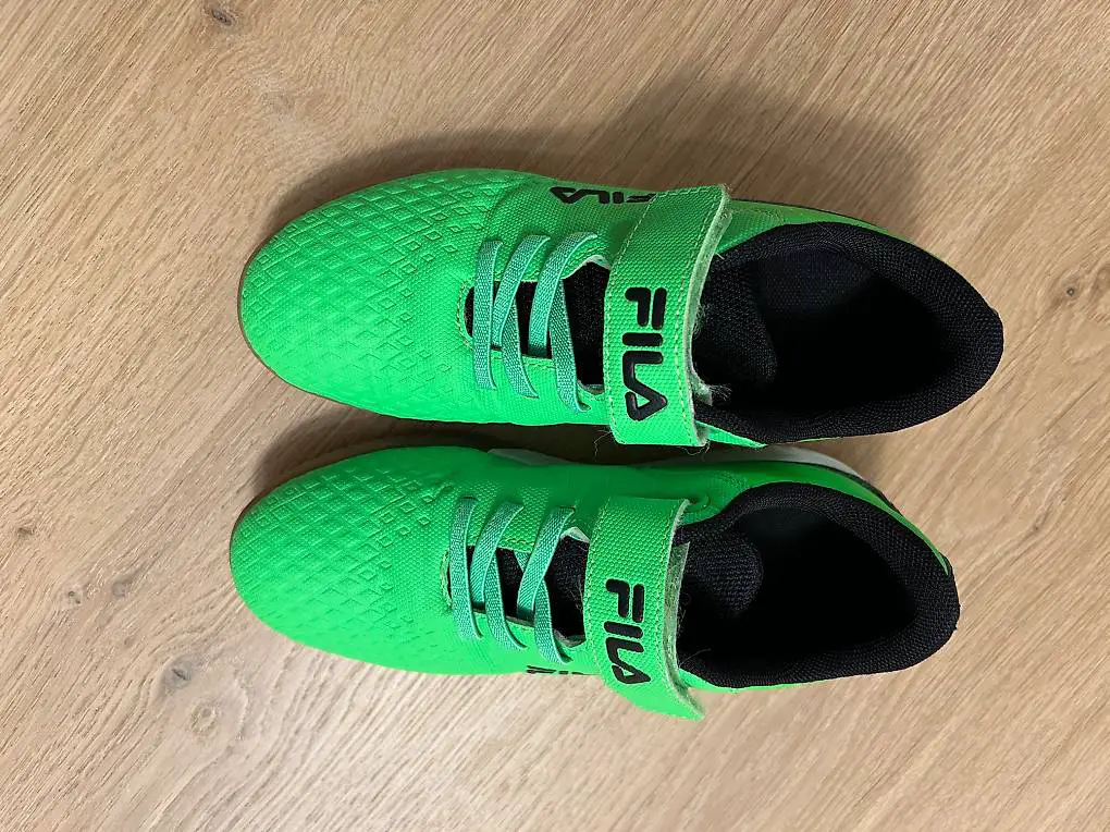 Hallenturnschuhe Grösse 34