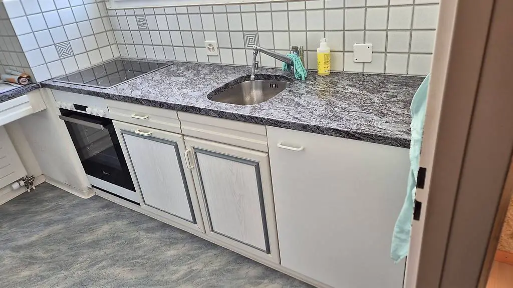 **ANGEBOT** Einbauküche (Bauknecht)