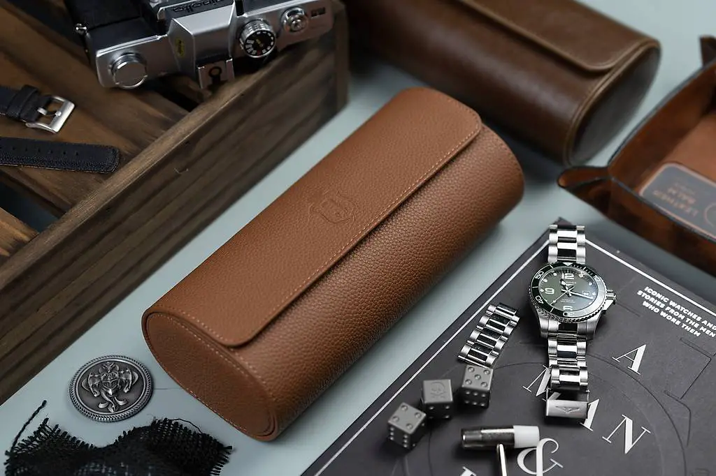 Uhrenrolle/Uhrenbox/Uhrenetui in Kupferbraun