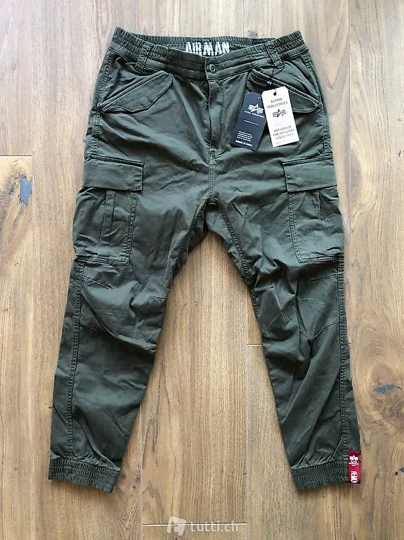 Originalverpackte ALPHA INDUSTRIES Cargo Hosen Gr. 36