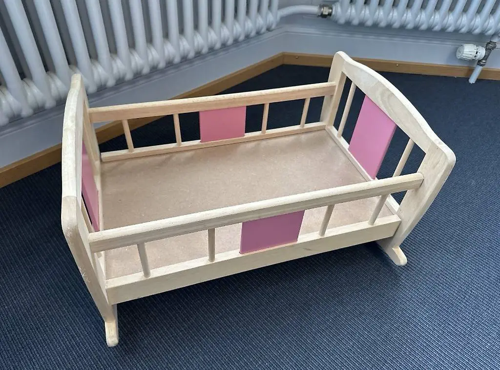 Puppenwiege - Puppenbett - Massivholz