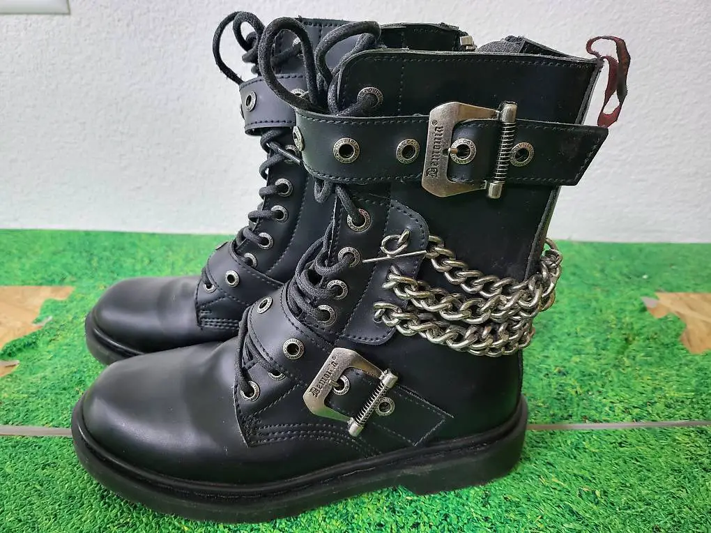 Demonia Boots Schuhe Grösse 8