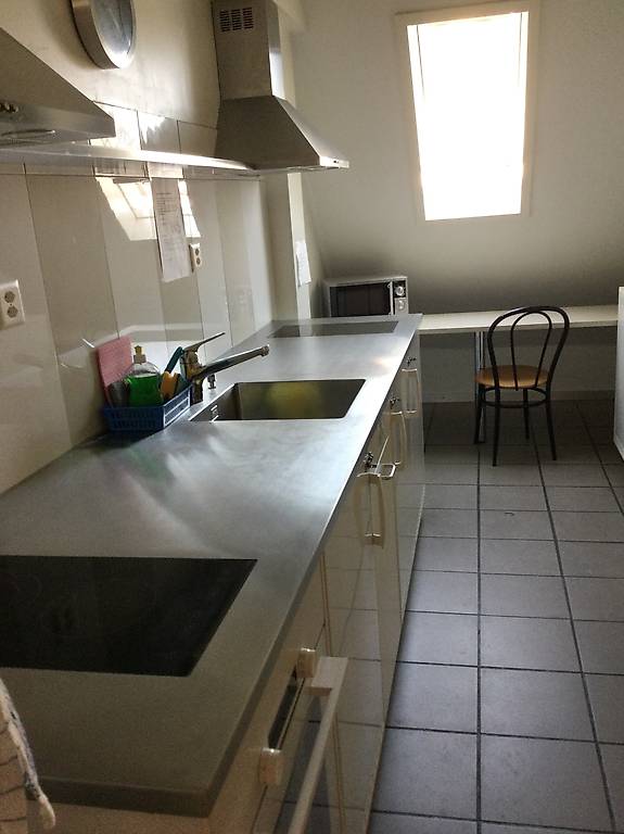 Schönes WG Zimmer zu Vermieten