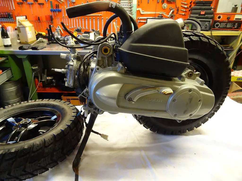  Peugeot-Roller Motor 50ccm