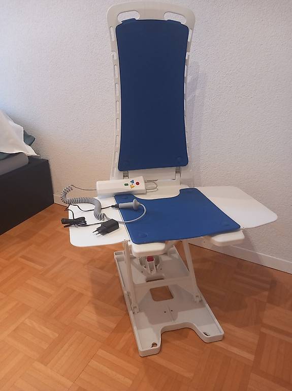 Badewannenlift und Drehscheibe