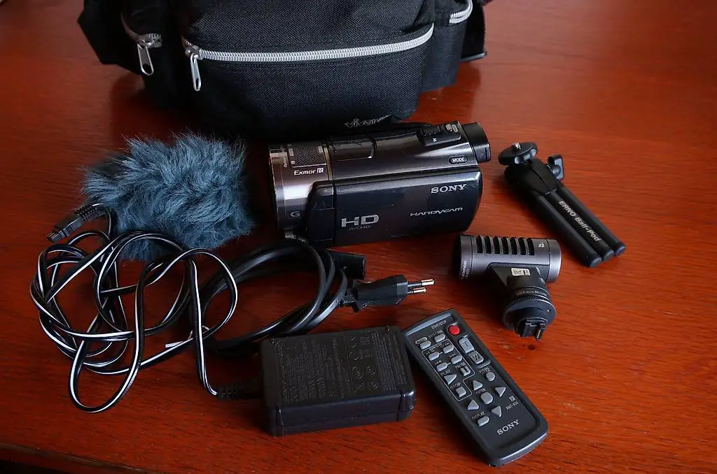 Sony Handycam HDR-CX 550VE + Sony ECM-HST1 Stereo Mikrofon