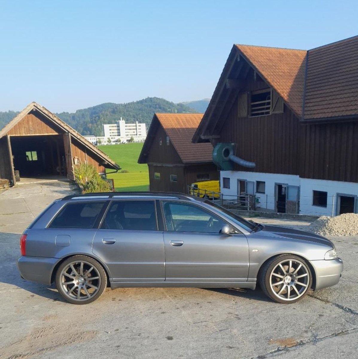 AUDI S4 Avant 2.7 V6 Biturbo quattro