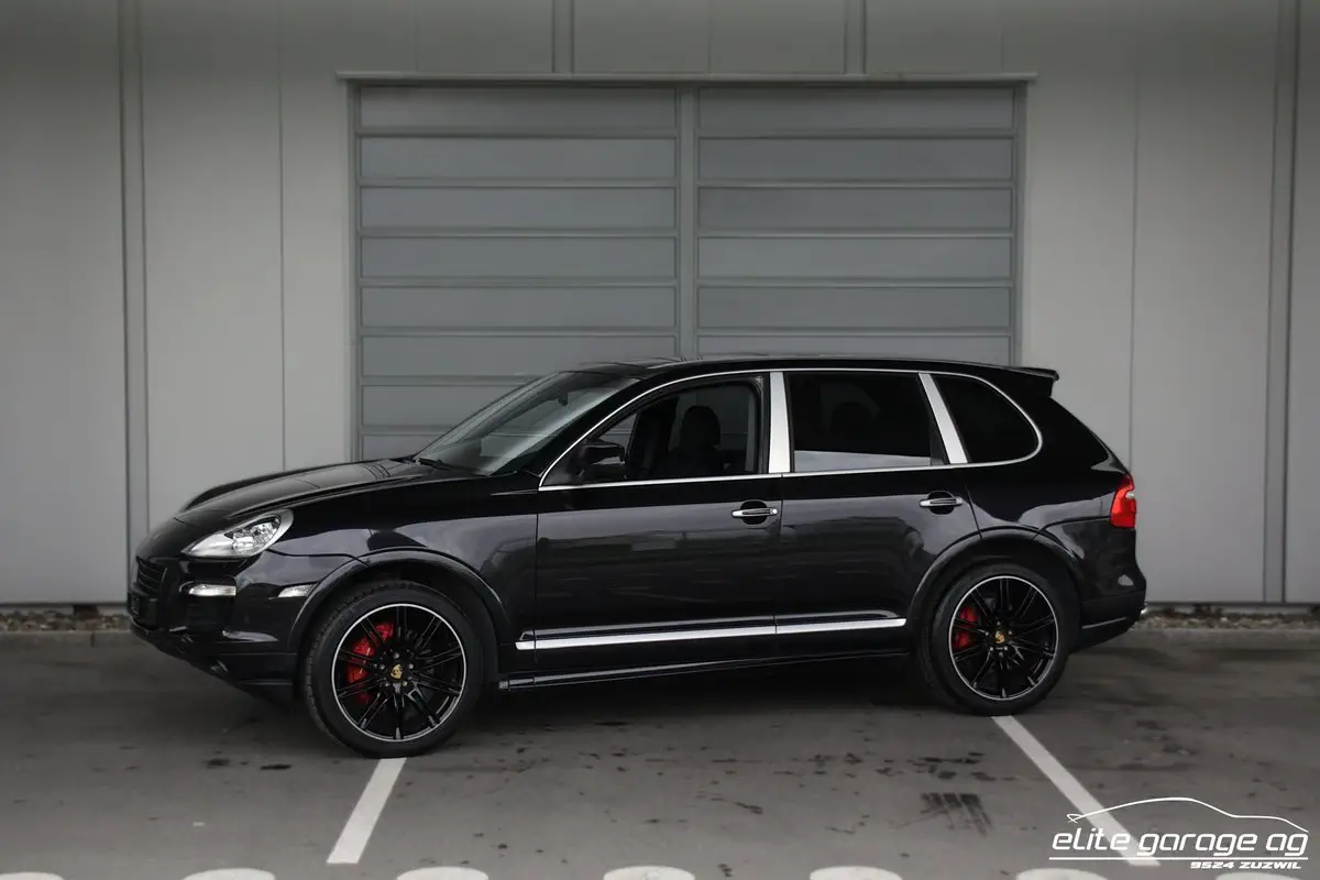 PORSCHE Cayenne Turbo SportDesign