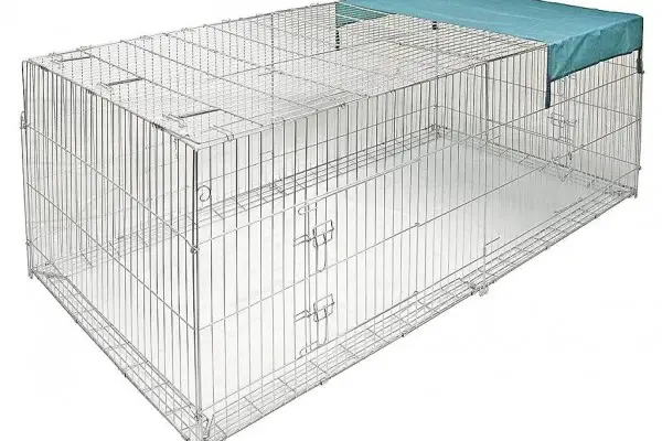  Freigehege mit Ausbruchsperre, mit Abdeckung