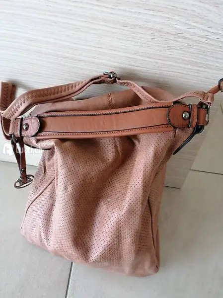 Borsa tracolla. Nuova