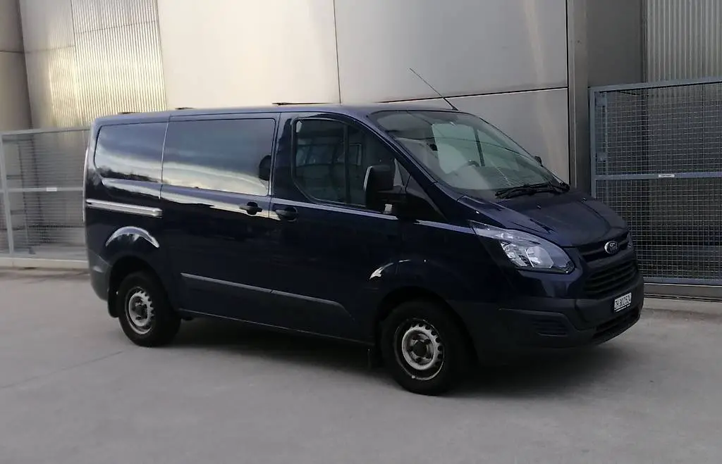 Jetzt Bus Lieferwage Mieten Online Anfrage möglich