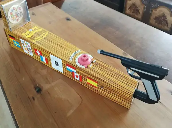  Antiker Schiessstand