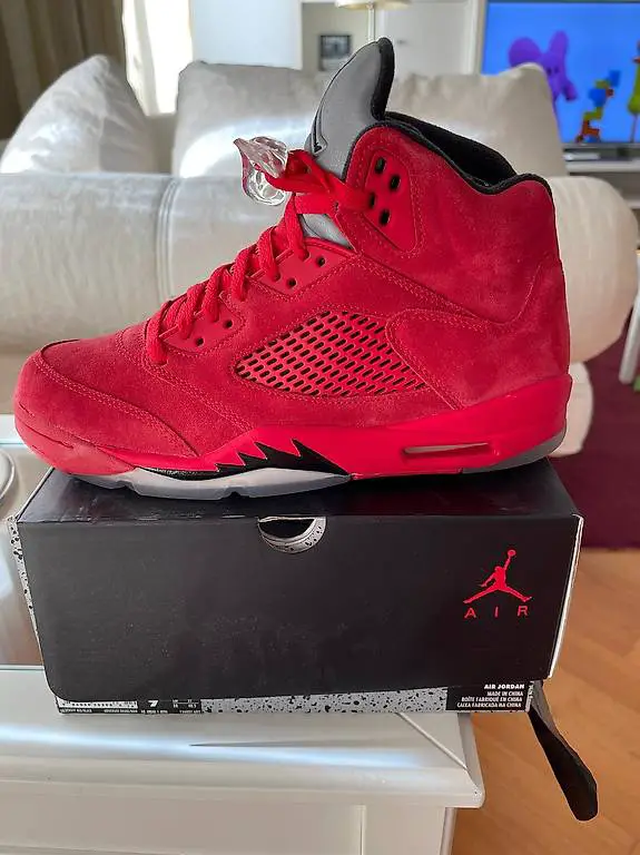 Orig. OG Jordan 5 red suede, Grösse 9/42.5