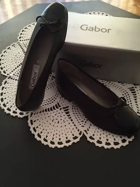 Ballerina schwarz Grösse 3