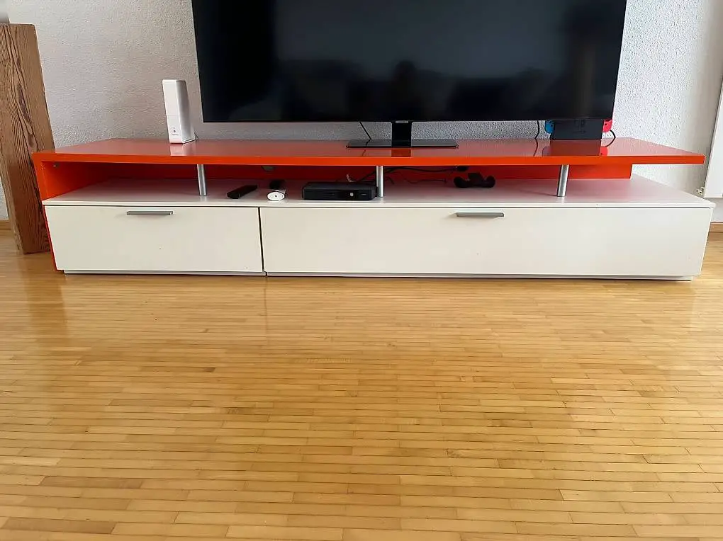 Fernsehmöbel