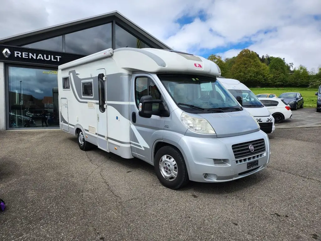 adria adriatik s 660 sl