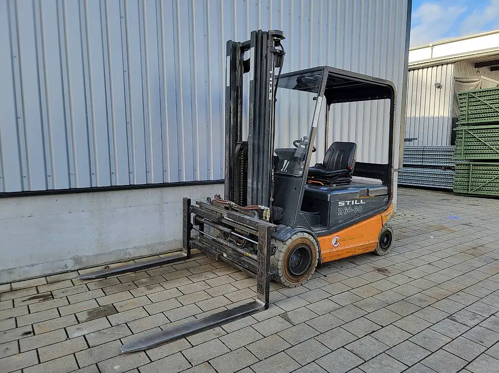Stapler Still R60-30 Gabelstapler Triplex Hub 550cm
