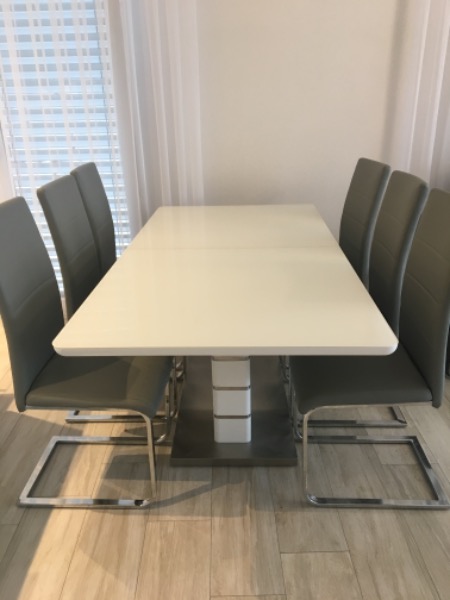 Esstisch 8-10 Pers inkl 6 Stühle