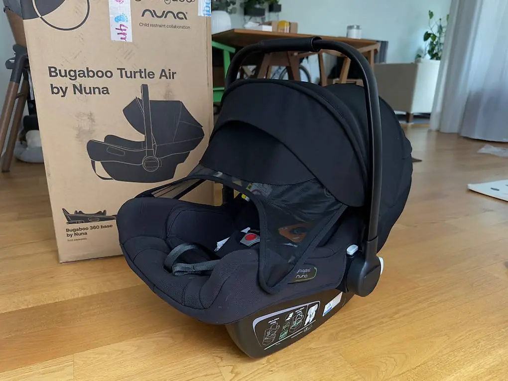 bugaboo Turtle Air Babyschale by Nuna black