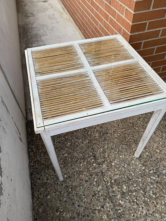 Shabby Chic Tischli mit Glasplatte 65x65cm