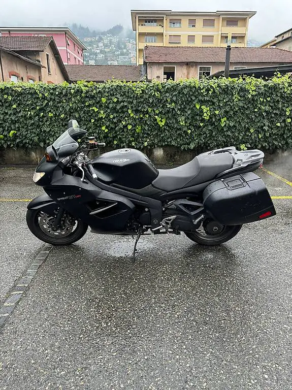 Triumph Sprint 1050GT ABS