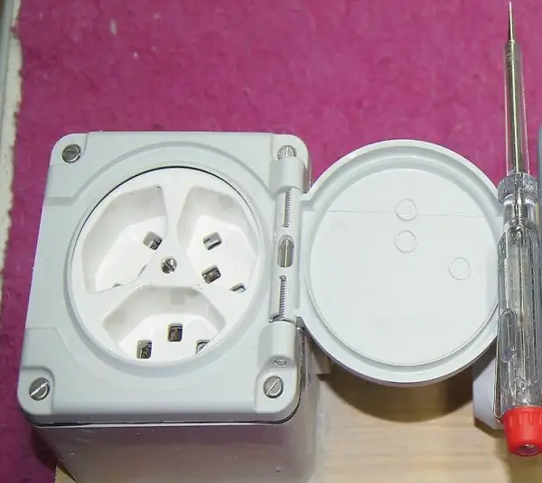 Feller Nass AP 3fach T23