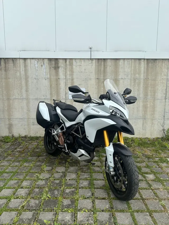 DUCATI Multistrada 1200 S