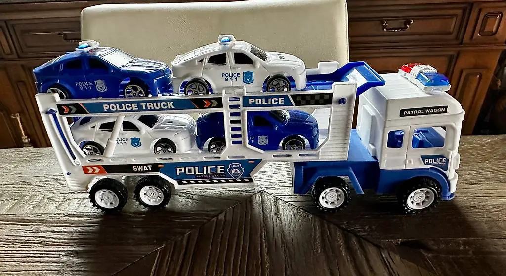 Polizei Abschleppwagen
